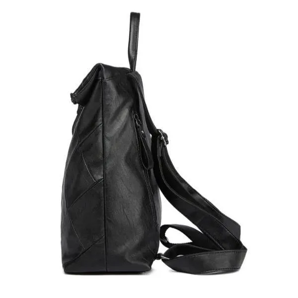 Amia, 70%   Free Shipping