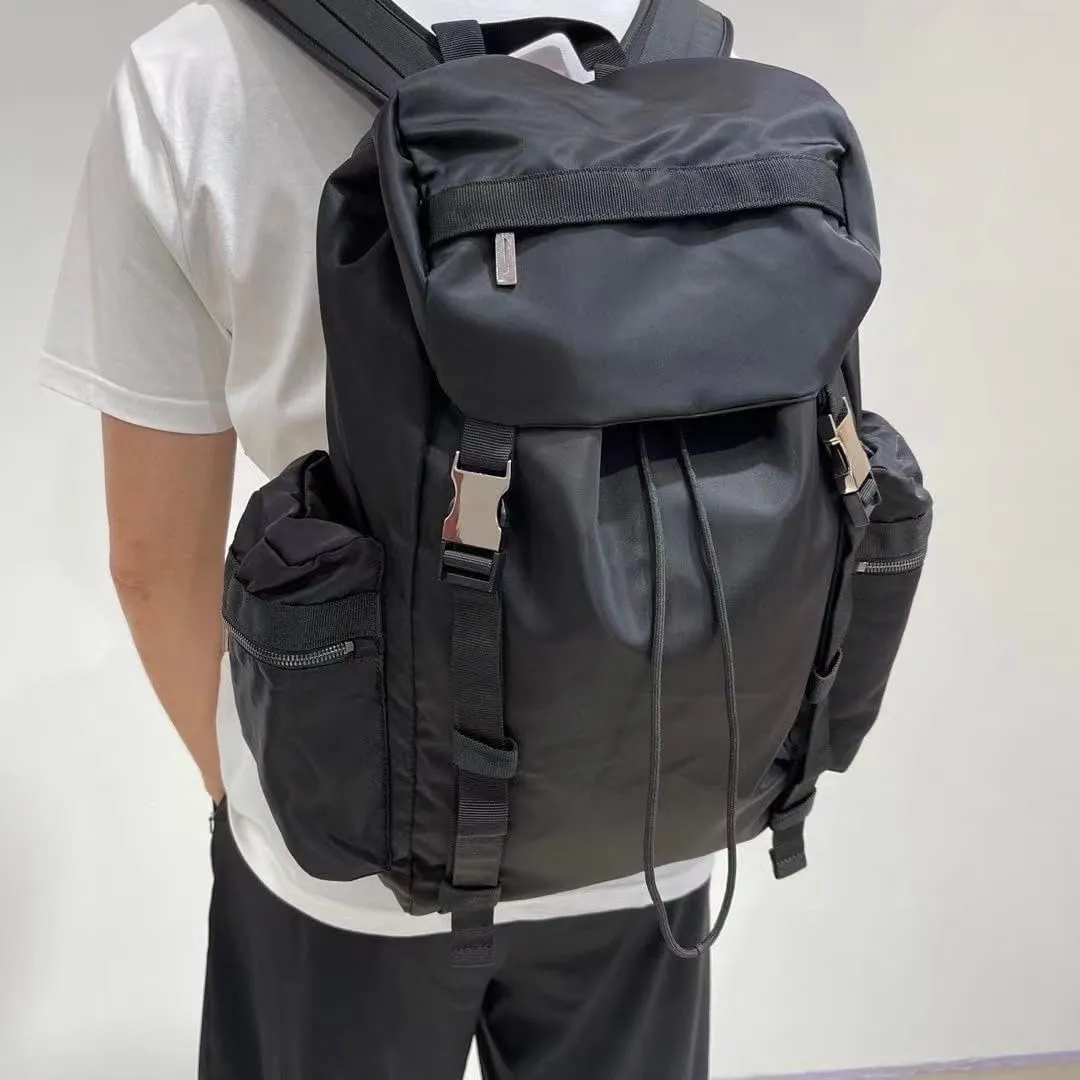Backpack for men and women, large capacity nylon waterproof large capacity sports travel backpack, casual bag (nomad grey)