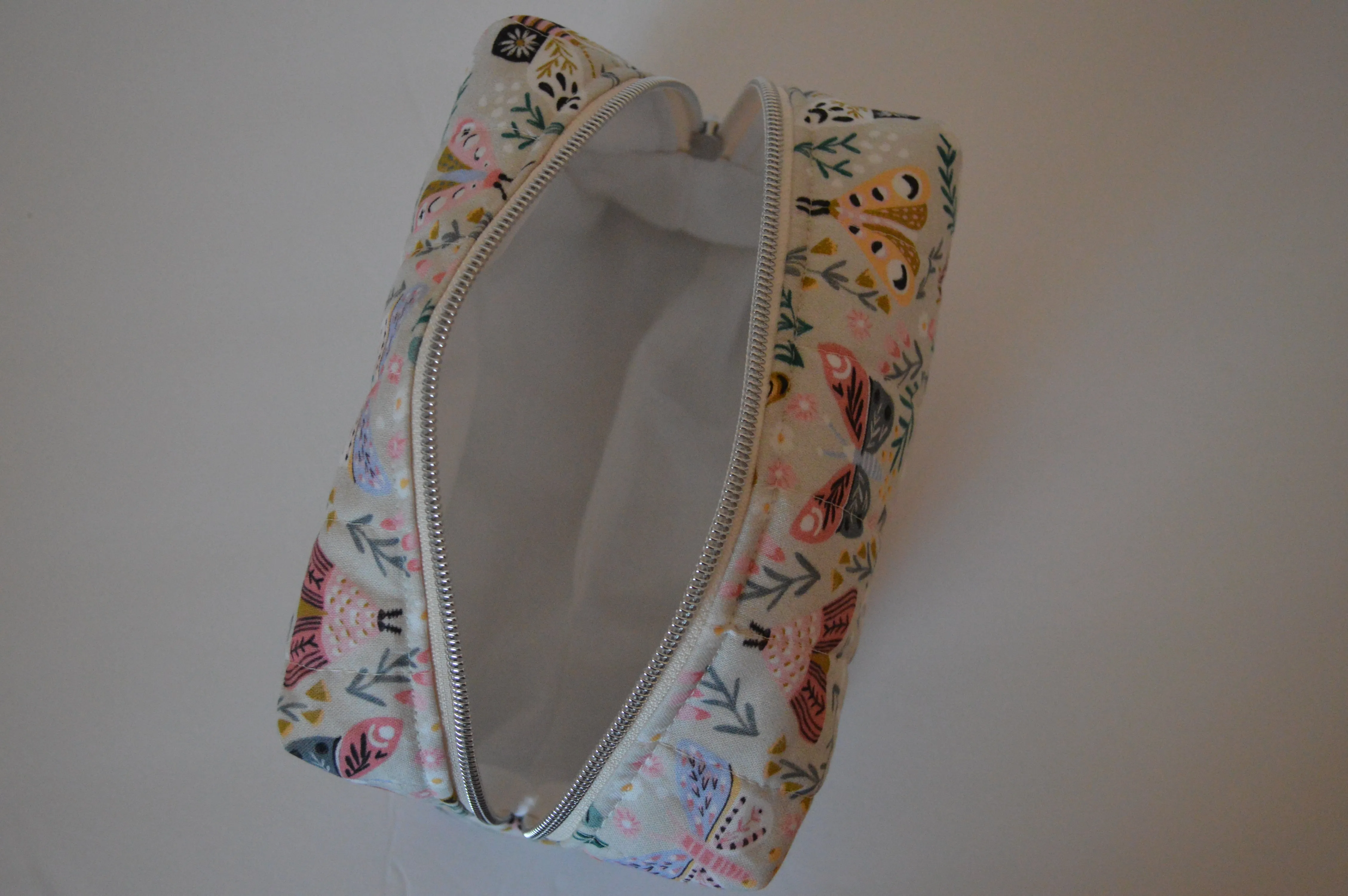 Butterfly Puff Pouch- Everyday Bag