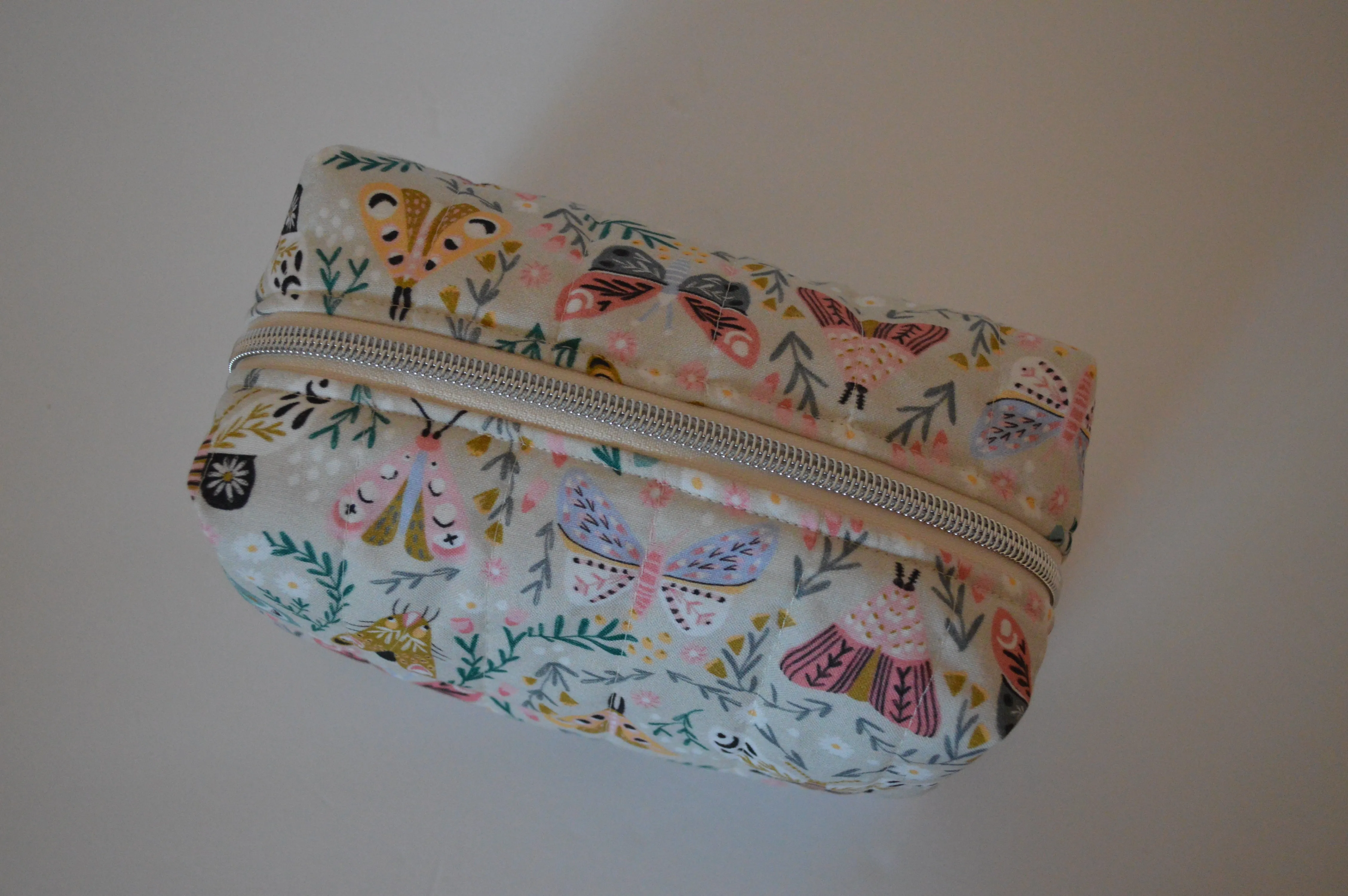 Butterfly Puff Pouch- Everyday Bag