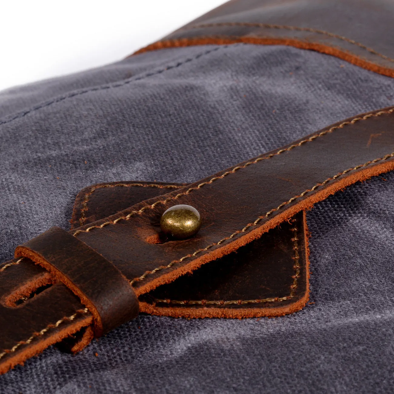 Classic Wax Canvas Backpack for Urban and Outdoor Use