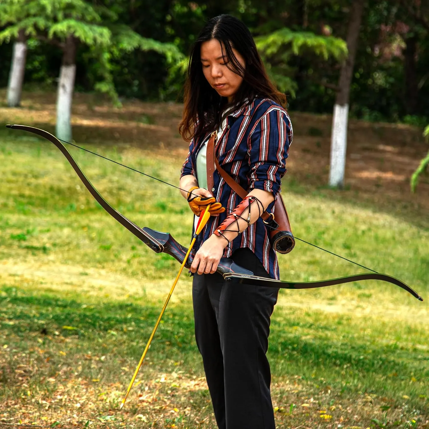 Deerseeker Archery 60 inch Takedown Recurve Bow and Arrow Set Hunting Longbow Kit Laminated Limbs Right Hand & Left Hand 25-60lbs for Adults Bow Shooting Practice