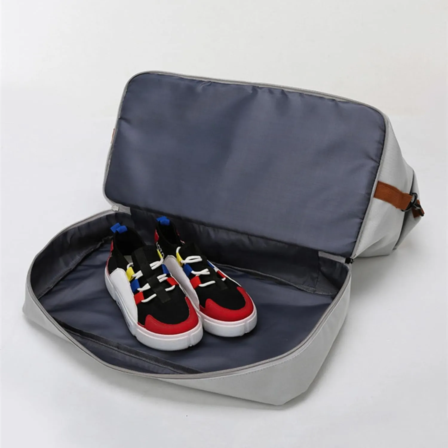 Duffle Bag with Independent Shoe Holder,Large Capacity,Canvas Material,Reusable Strong Load Bearing Multi-pocket Storage Splash-proof Dry Wet Outdoor Fitness Bag Travel Supplies for Men Women Khaki