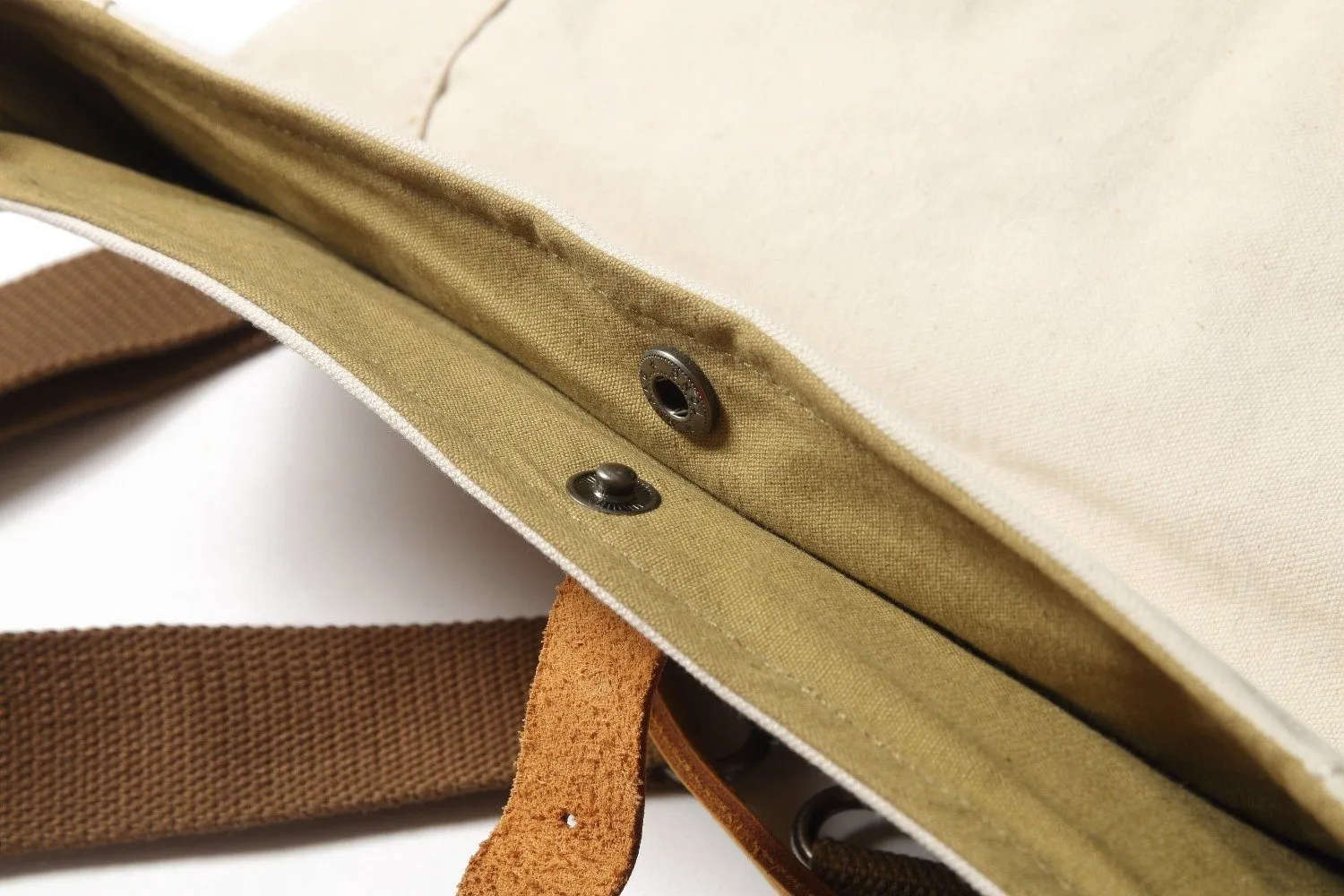 Elegant Women’s Rucksack with Modern Design