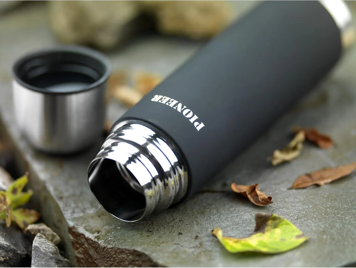 Flasks SVB350 Insulated Vacuum 350ml Travel Flask, 18/10 Stainless Steel – Keeps Drinks Hot for 8 Hours, Black, 0.35L
