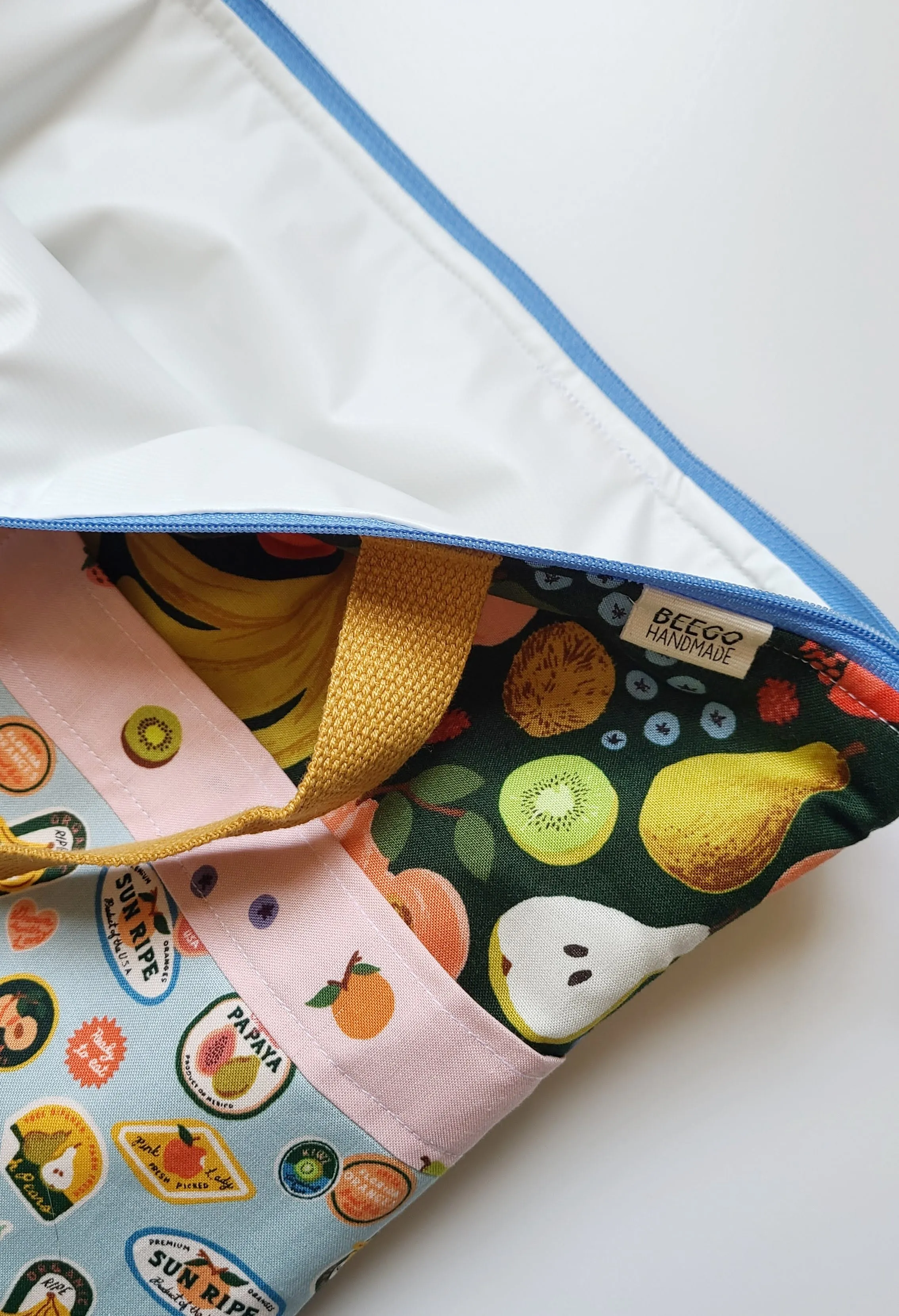 Fruit Stand Bento Briefcase Lunch Bag