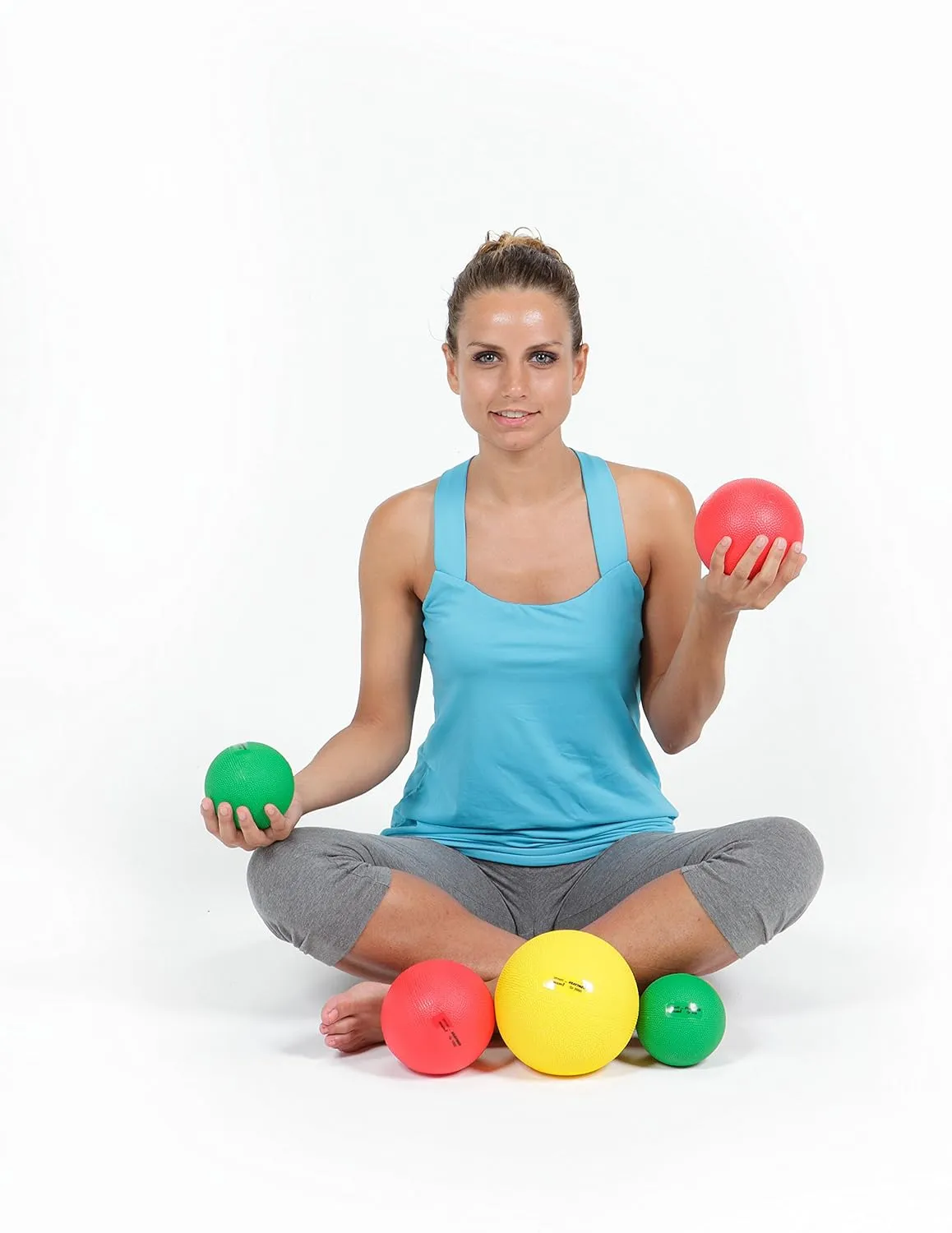 Gymnic Heavymed 500 Medicine Ball, 10cm/500g/1.1 lb, Green
