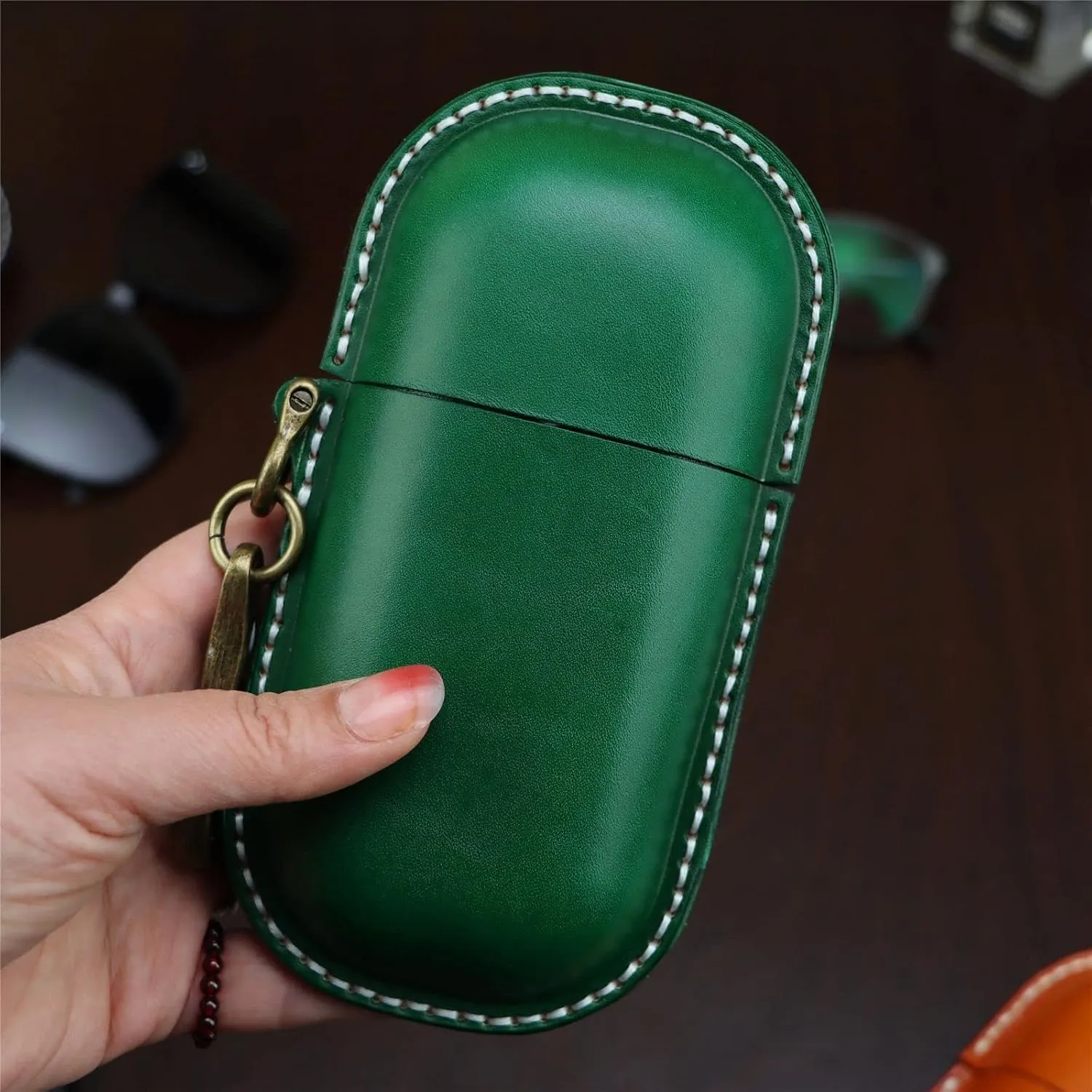 Handmade Leather Eyeglass Case Hard Shell Retro Men And Women Sunglasses Nearsighted Glasses Hooks Protection Box