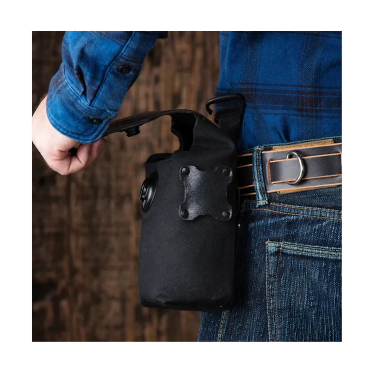 HoldFast Sightseer Lens Pouch - Medium (Black)