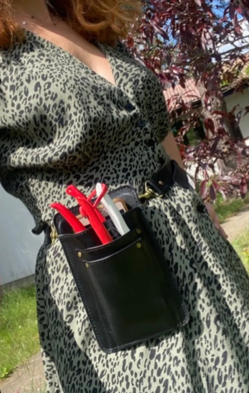 Leather Tool Belt for Florist or Gardener (Black)