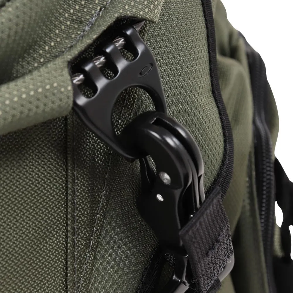 Oakley Kitchen Sink Backpack, New Dark Brush, One Size