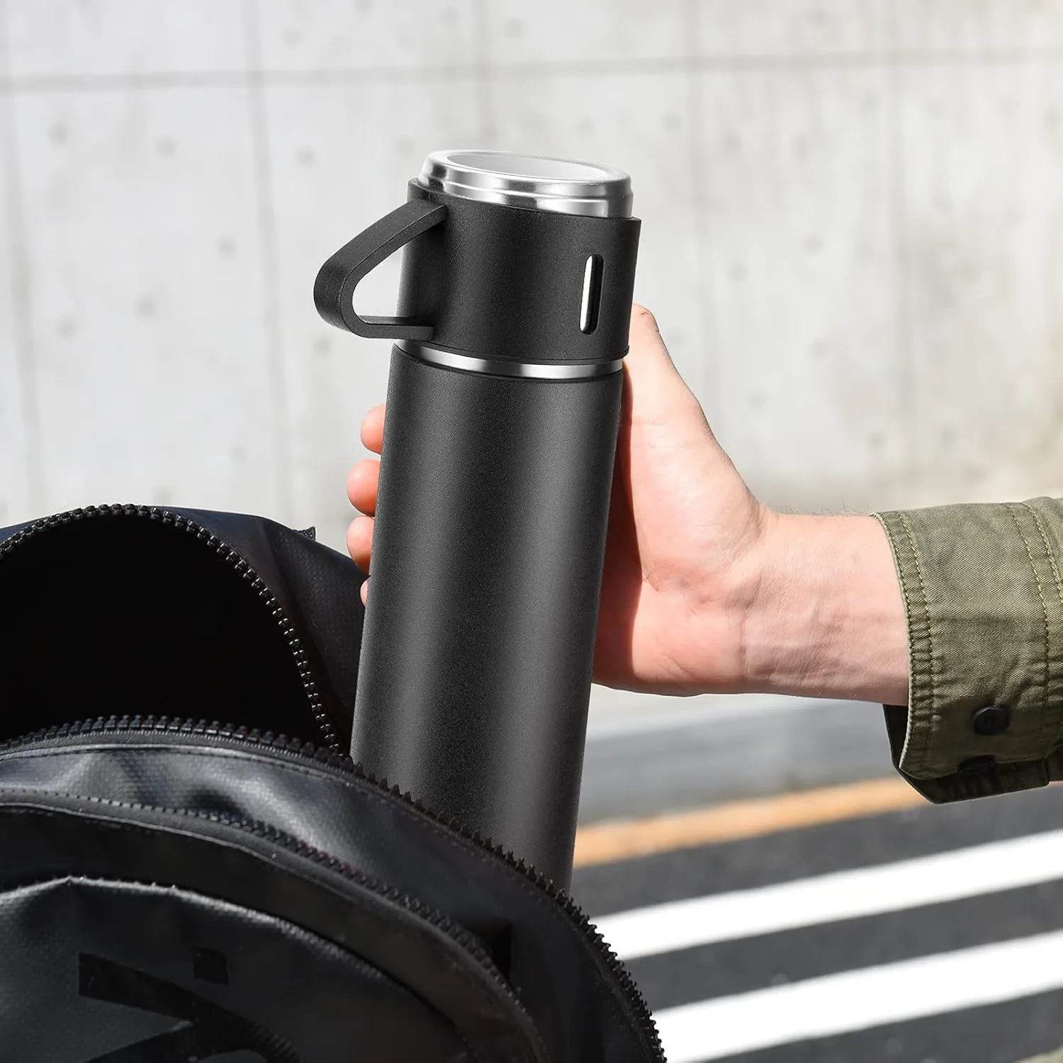Stainless Steel Thermo 500ml/16.9oz Vacuum Insulated Bottle with Cup for Coffee Hot drink and Cold drink water flask.(Black,Set)