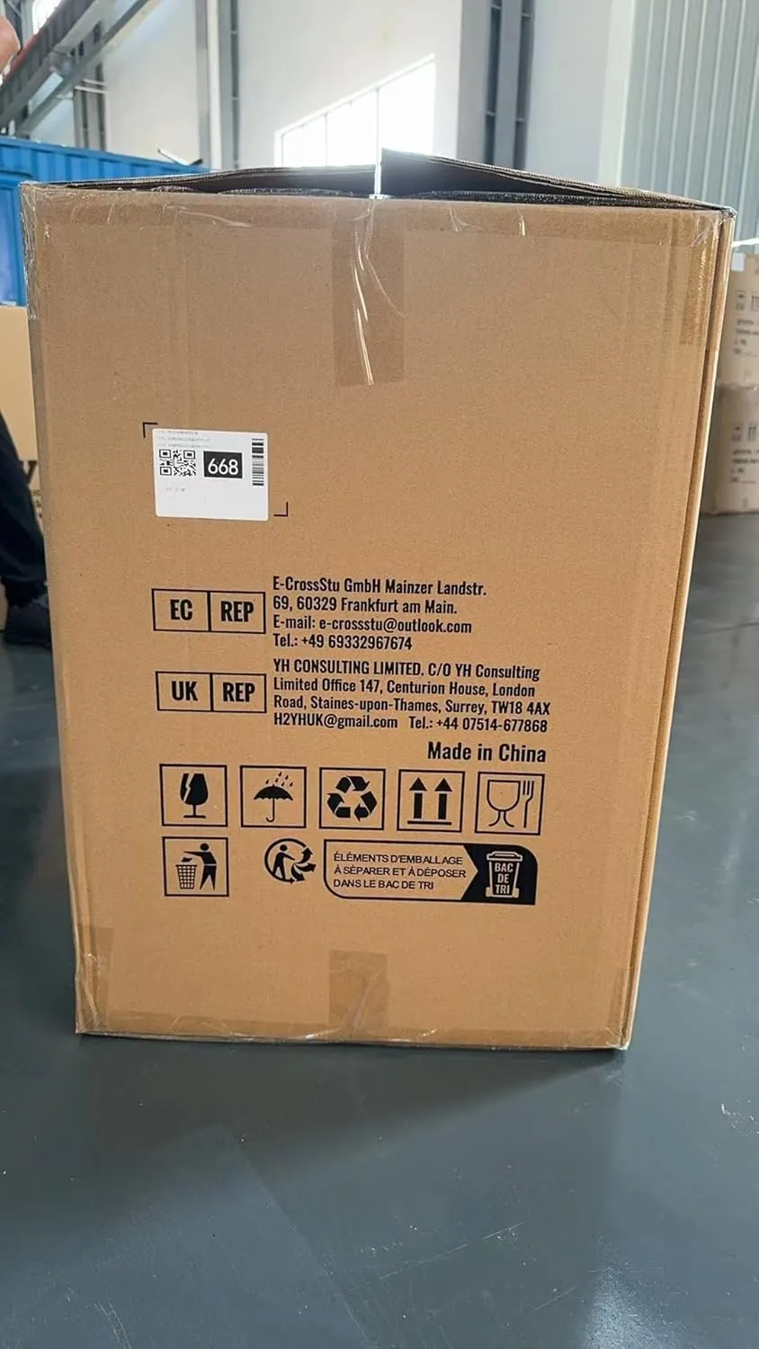 VEVOR Insulated Food Pan Carrier, 95 Qt Hot Box for Catering, LLDPE Food Box Carrier w/One-Piece Buckle, Front Loading Food Warmer w/Handles, End Loader w/Wheels for Restaurant, Canteen, etc. Blue