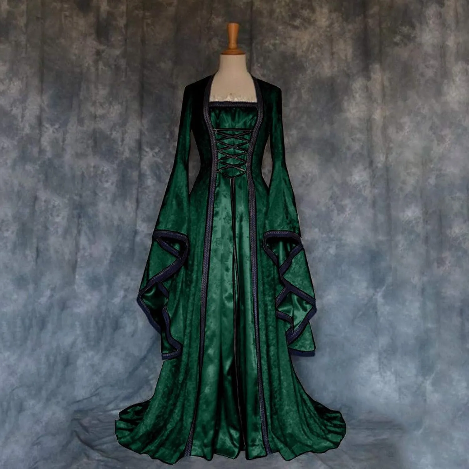 Wkishenl Womens Renaissance Medieval Costume Adjustable Lace Up Irish Retro Gown Long Dress Halloween Cosplay Costumes