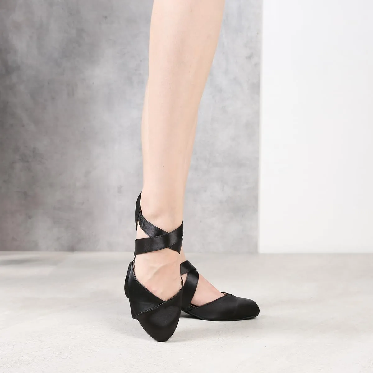 YYTing Women Swing Latin Ballroom Dance Shoes (Closed Toe, Suede Sole, Elastic Closure) 1.5 inch Heel YT26